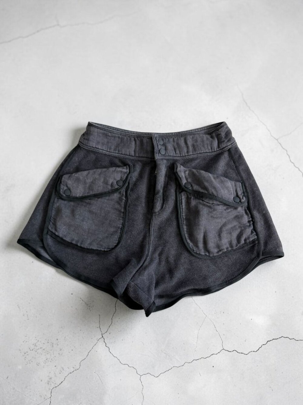 FREE PEOPLE Movement Gray Sweat Shorts Size Small